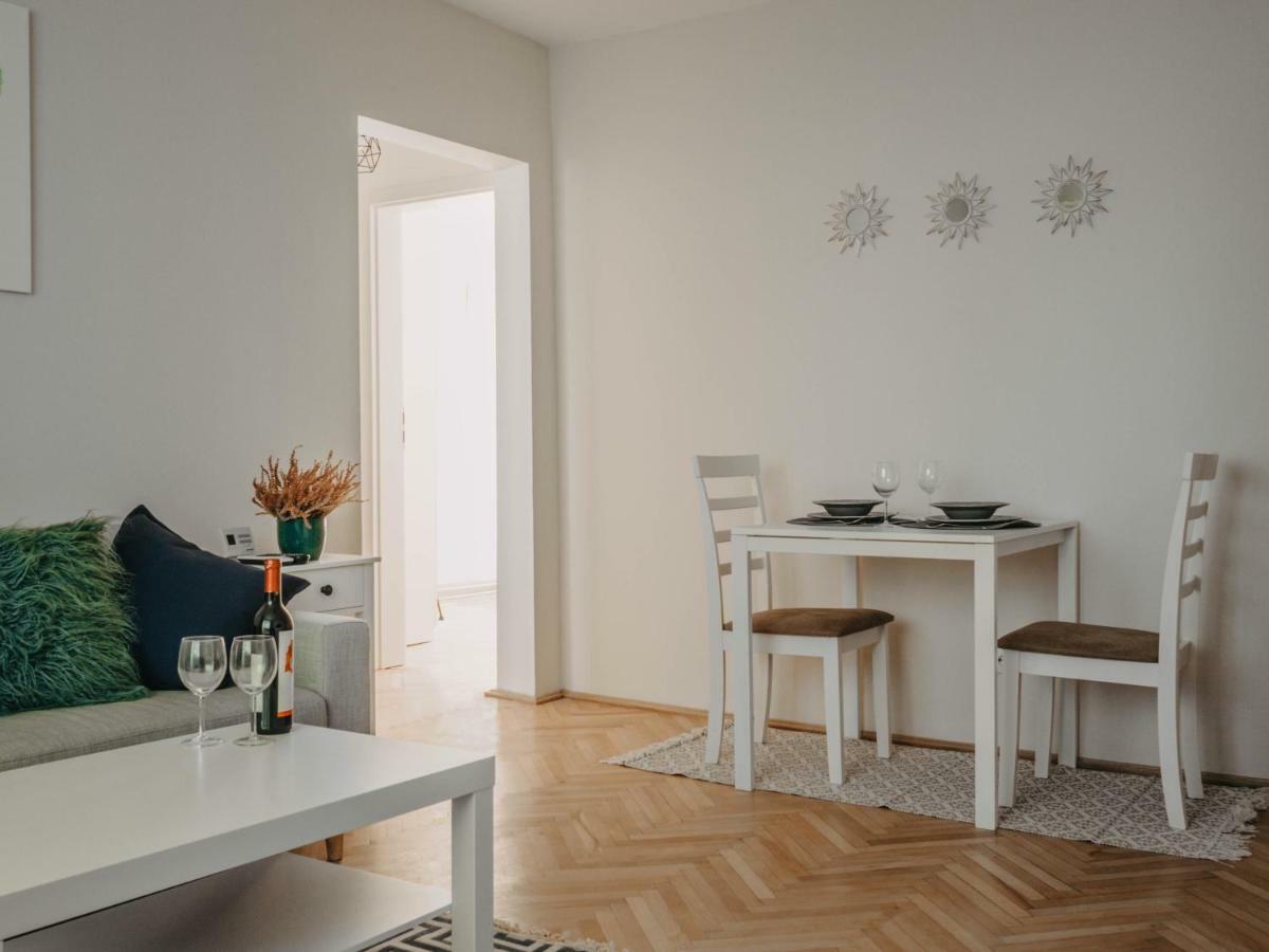 Business And Travel Central Apartment ทิมิชัวรา ภายนอก รูปภาพ