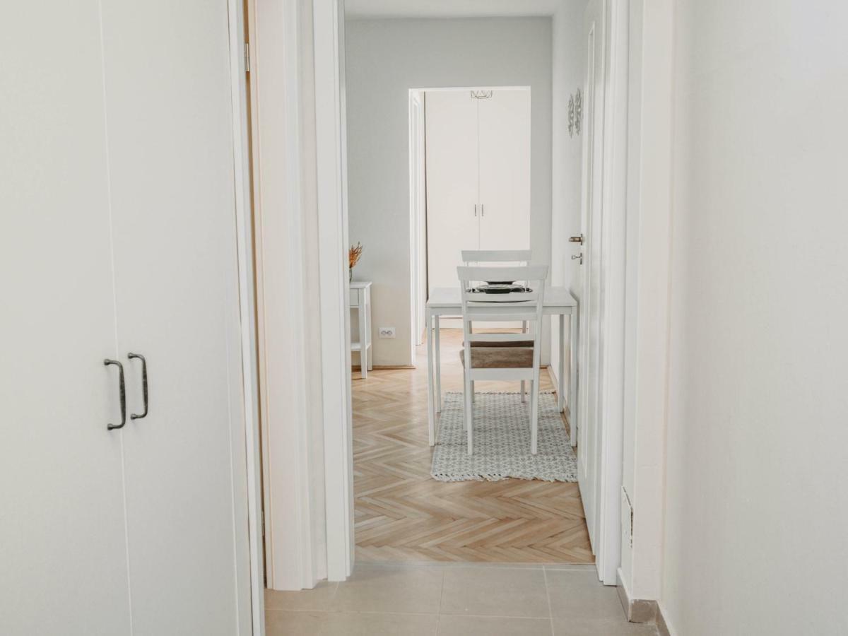 Business And Travel Central Apartment ทิมิชัวรา ภายนอก รูปภาพ